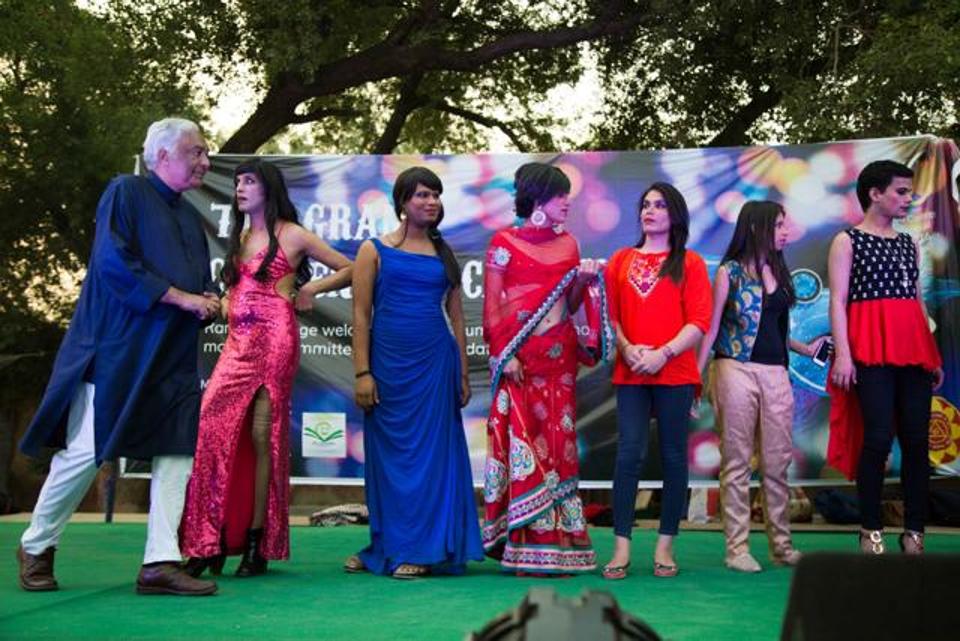 Delhi for all: Moments of pride in the Capital’s #LGBTQ community in 2016 bit.ly/2hRd20C | #RamjasCollege #DelhiUniversity