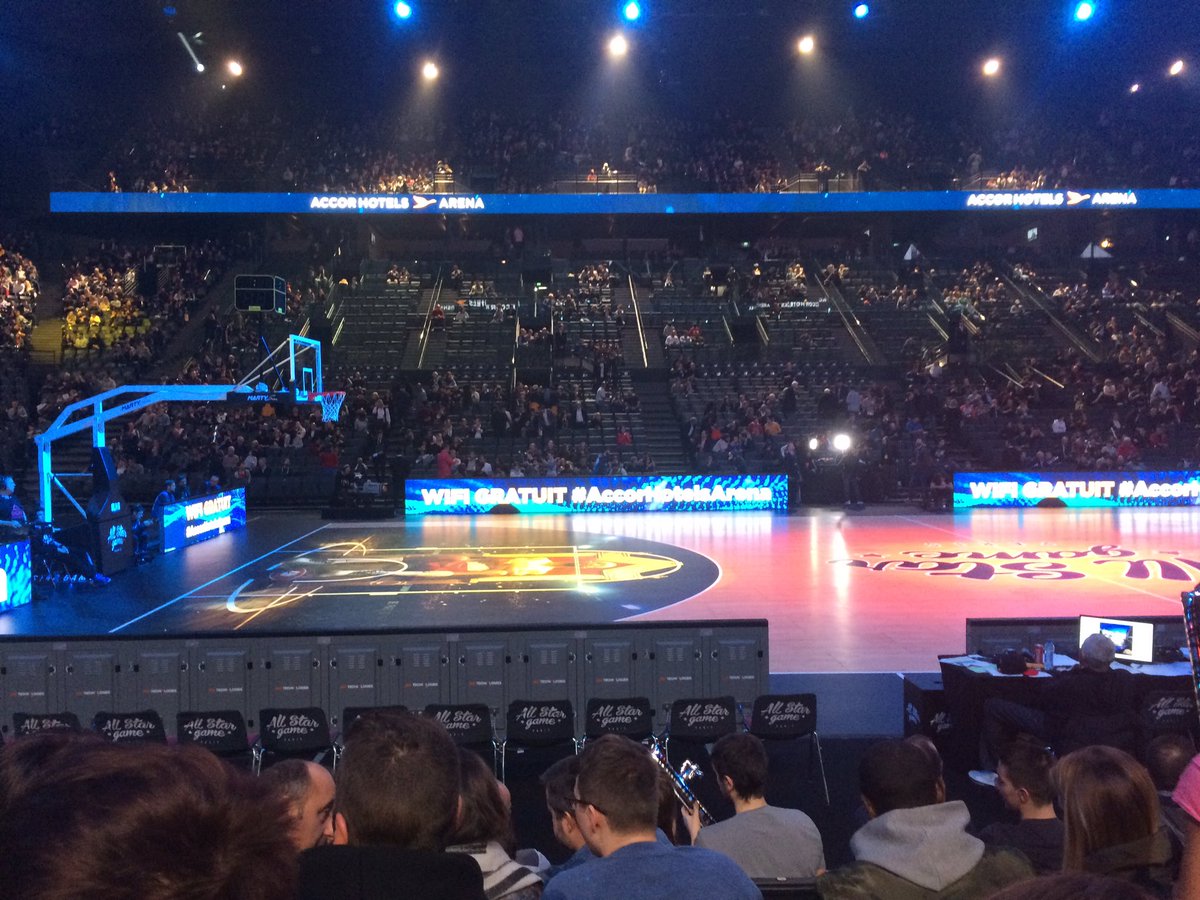 Laitue67's tweet photo. #ASG2016SFR  ca va commencer https://t.co/uJVIw5FcMA