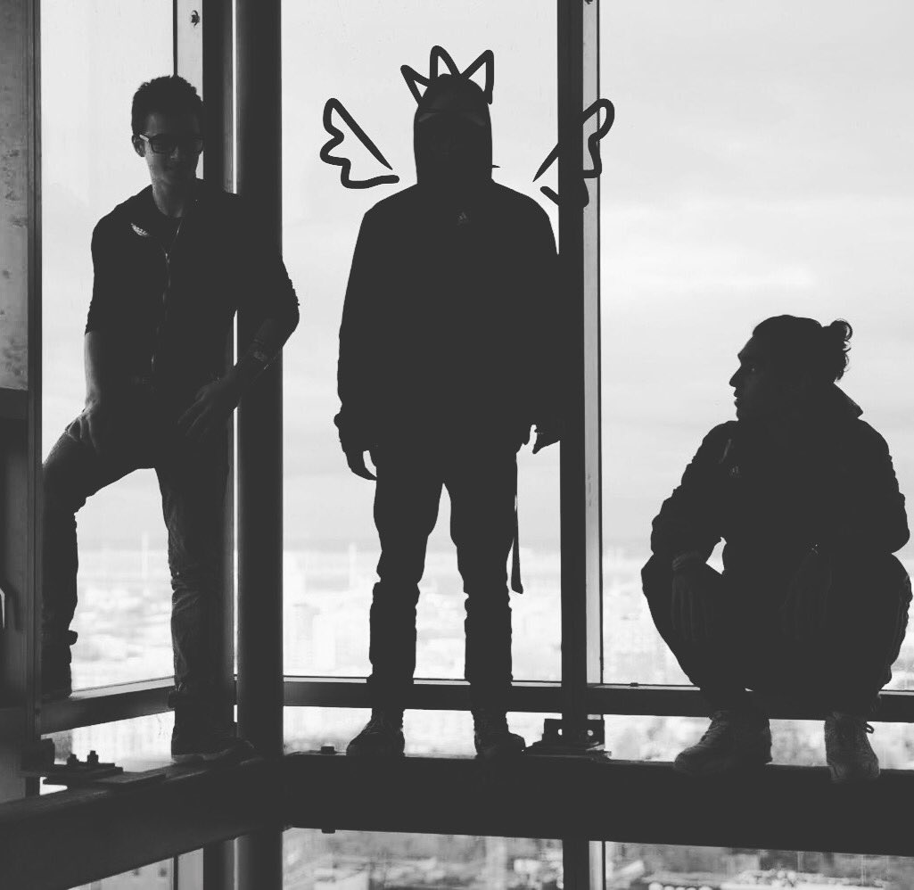 djhaurii's tweet photo. So i Just launched the album, give it a listen https://t.co/PH5mgfhBbP https://t.co/fe6DlTMe3L