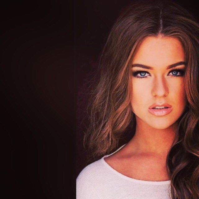 JWModelss's tweet photo. Congrats to our "top earning model" in 2016 @ItsHopeStephens #jwmodels #model #fashionmodel #modelingagency #modelingagent https://t.co/jsO8FC31ON
