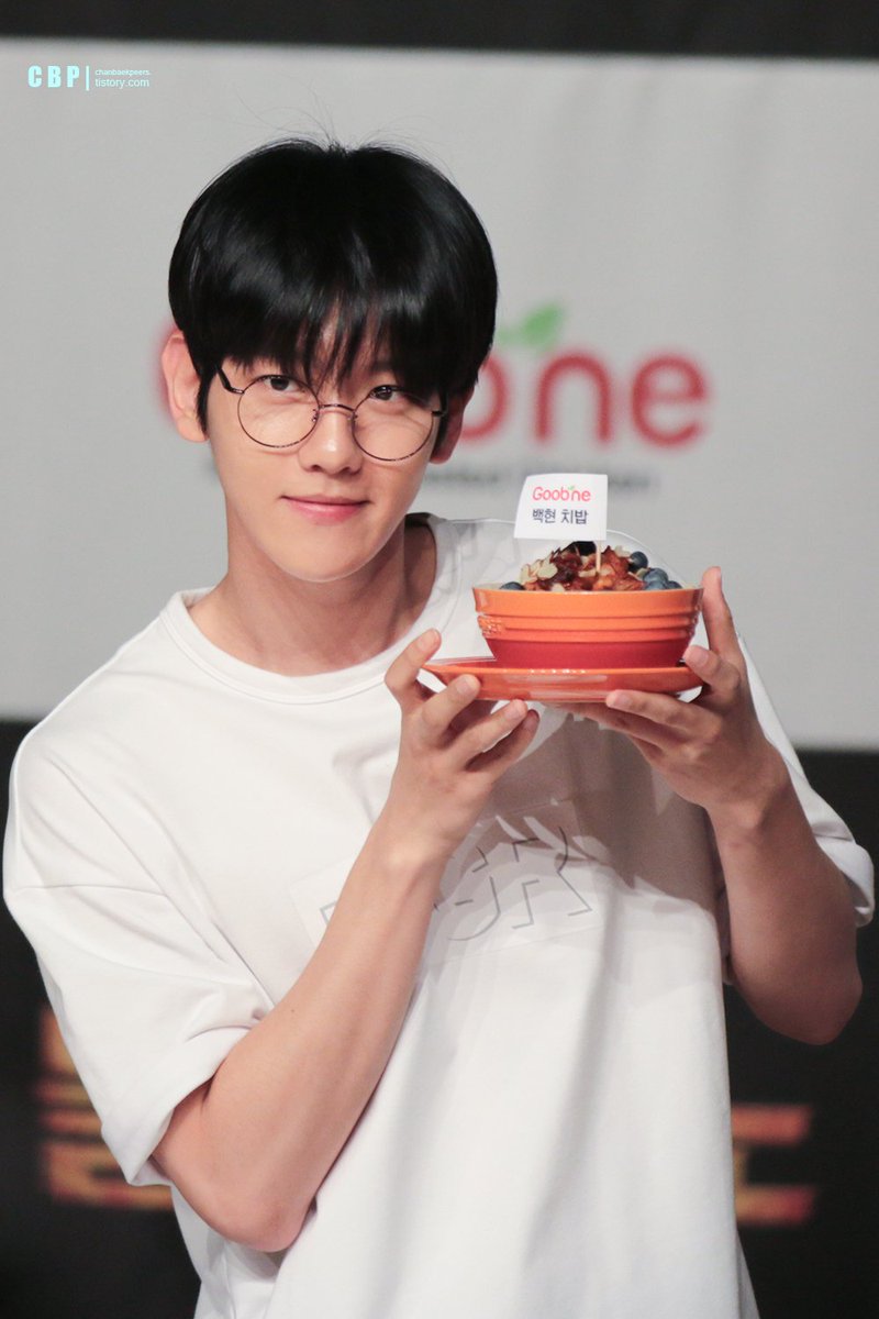 ShinersBR's tweet photo. [#HQ] 29.06.16 Fansign da Goobne Chicken - Baekhyun | cr. CBP
https://t.co/Eab7plEffz
https://t.co/65y6xfhJiw https://t.co/QFDA5aM5c5