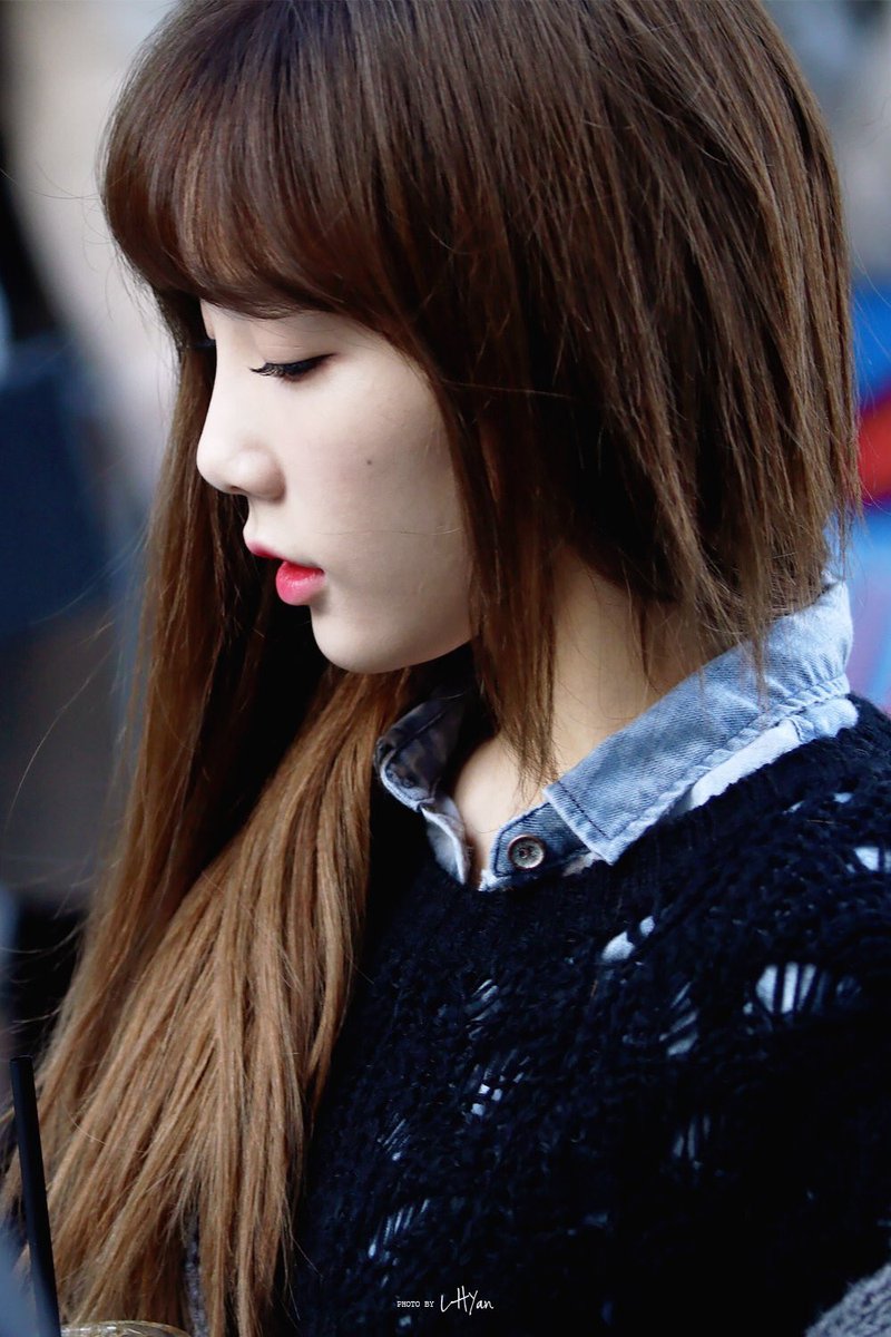 taeyeon_8ss9's tweet photo. Heyheyhey😅 https://t.co/TuVKlMz2Q0