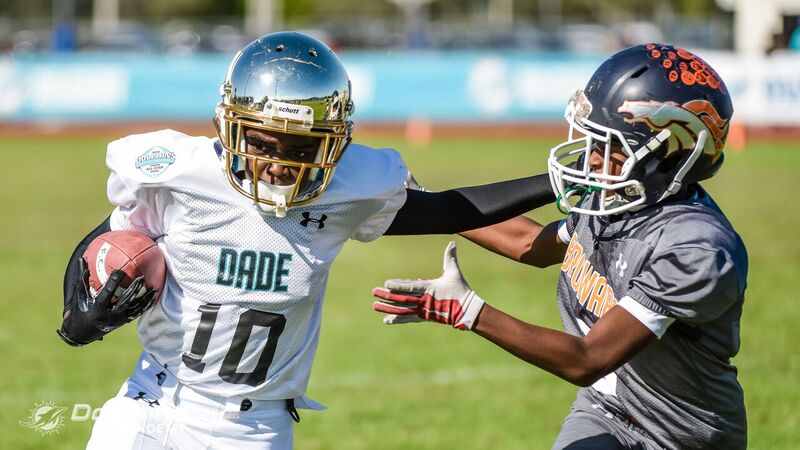 DolphinsAcademy's tweet photo. #TBT to last year's Dade vs. Broward All-Star Game! We can't wait for the 2017 games on January 13th & 14th! #DolphinsASG https://t.co/tlWy00tzJt