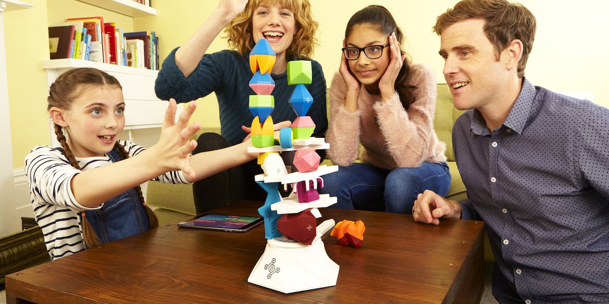 Stacking game + dynamic iPad app = a new generation of tabletop gaming for this #NewYear! 👉 bit.ly/2icrjI0