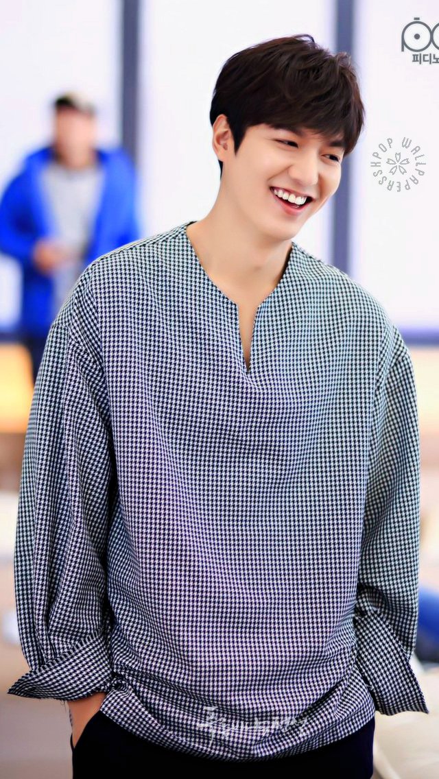 minho_pics's tweet photo. That smile 😍 https://t.co/rFybKfxUbY