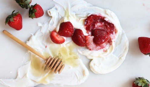 ProfoundLift's tweet image. Reveal a brighter, glowing you this winter with the help of this #DIY facemask made with items in your own home
bit.ly/2gyiklw