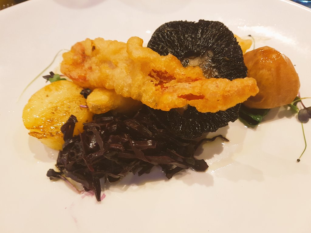 Gorgeous #vegan meal at <a href="/InfoPier59/">Pier 59</a>  this evening. The picture doesn't do it justice at all 😊💚 #derry #eatingout #lovelocal