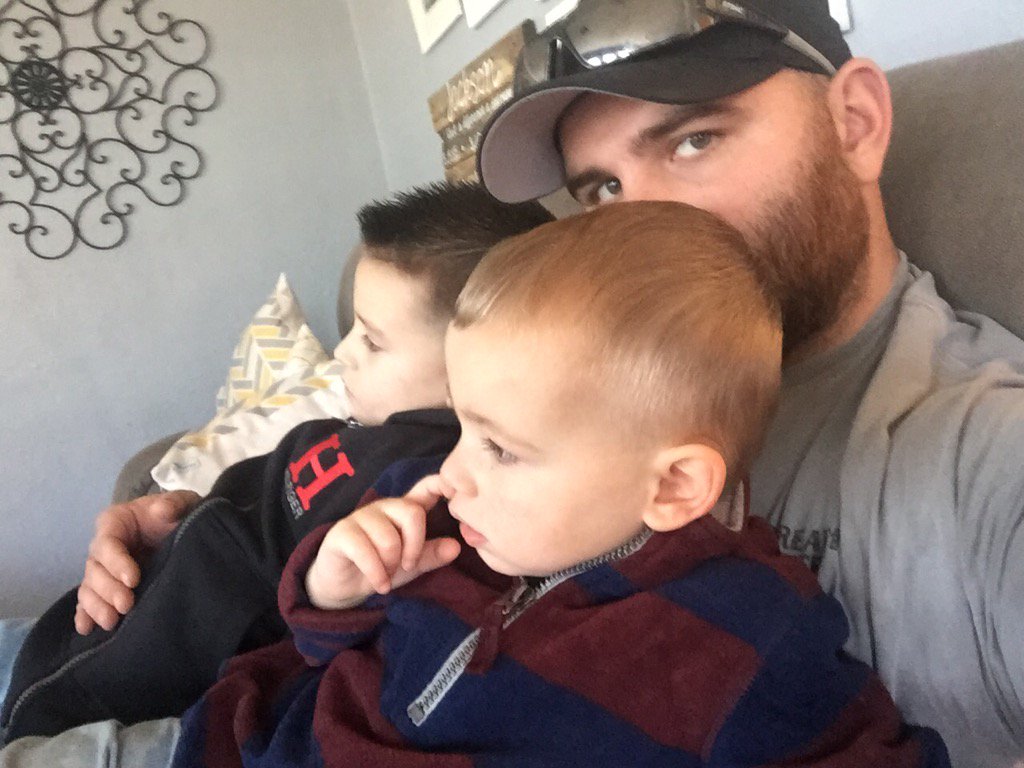 Lawnmanmaster's tweet photo. #relax https://t.co/kAV8xuyaXO