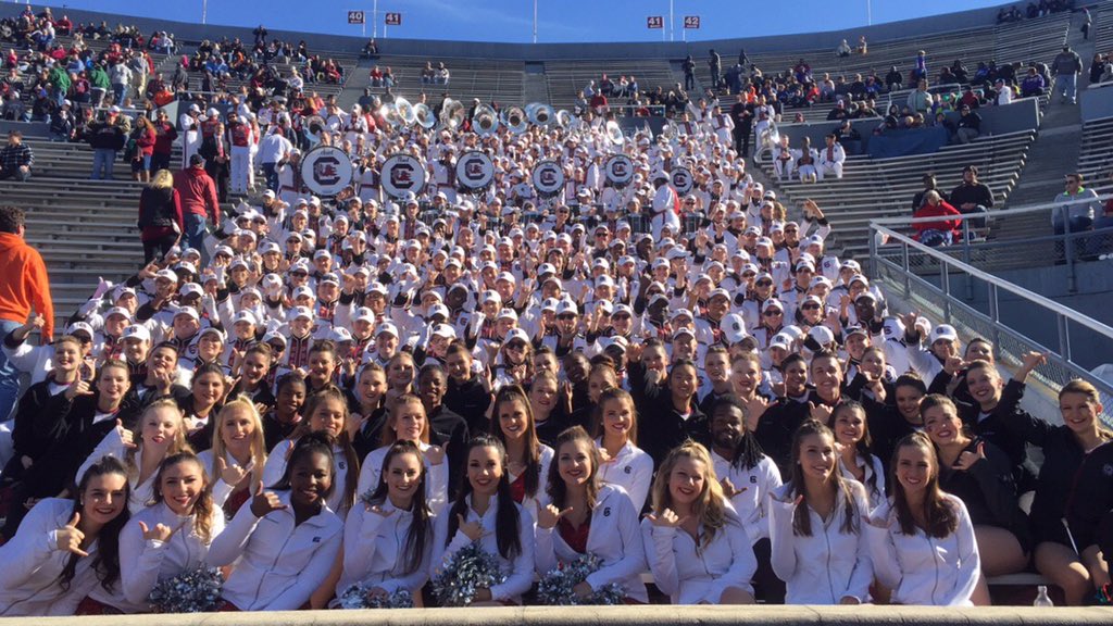 TheCarolinaBand's tweet photo. Ready for kickoff! Go cocks!! #mightysound2016 #builtforloud https://t.co/SzSxrUogqm