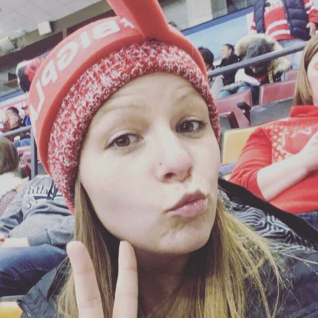 _alexandralynn's tweet photo. #WorldJuniors #gocanadago #bigplay @CanadianTire #toronto #hockeyiscanadasgame #section118 #row21 #seat7 🙌 https://t.co/A2fL14jHVw