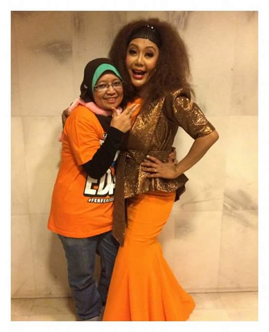 purplesnowwhite's tweet photo. Trowback #13nov2016 #gegarvaganza3 #sweetsmemories #zureda #zuredalovers #kaupelitahatiku #kelmarin #lamatakjumpa #simfonikasihku #aj https://t.co/9Z91B3WWzP
