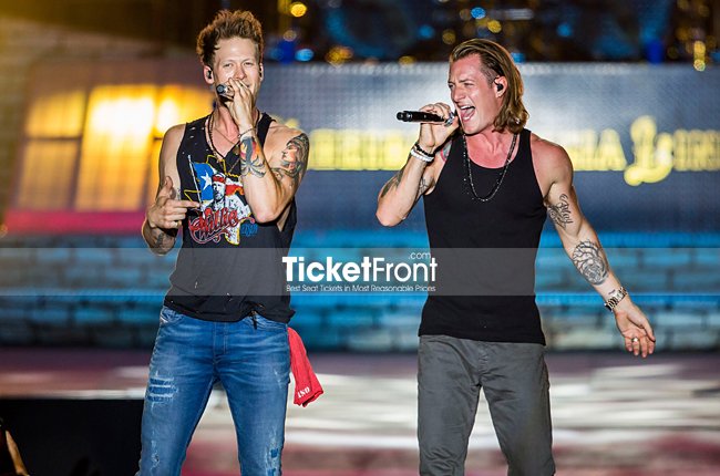 JohnR379's tweet photo. #DigYourRoots tour of #country duo  #FloridaGeorgiaLine w/ #DustinLynch &amp; #ChrisLane starting feb. 2017. #Tickets: https://t.co/JM7mKYrdVg https://t.co/sN0JTG3C1G