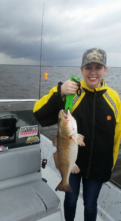 dufrenesguide's tweet photo. Strong West wind with muddy water today. 20 Reds, 1 freshwater drum, 1 fresh water catfish and 3 trout. @OptimaBatteries #fishing #fishLA https://t.co/oijXtVedwE