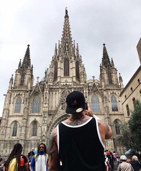 tatutaylorporn's tweet photo. Siempre disfruto en BCN
Siempre vivo grandes cosas en la condal
Trabajo, inspiracion, locura y diversion
#iwalkalone #all4mydreams #TTaylor https://t.co/ZgkqcRfc4R