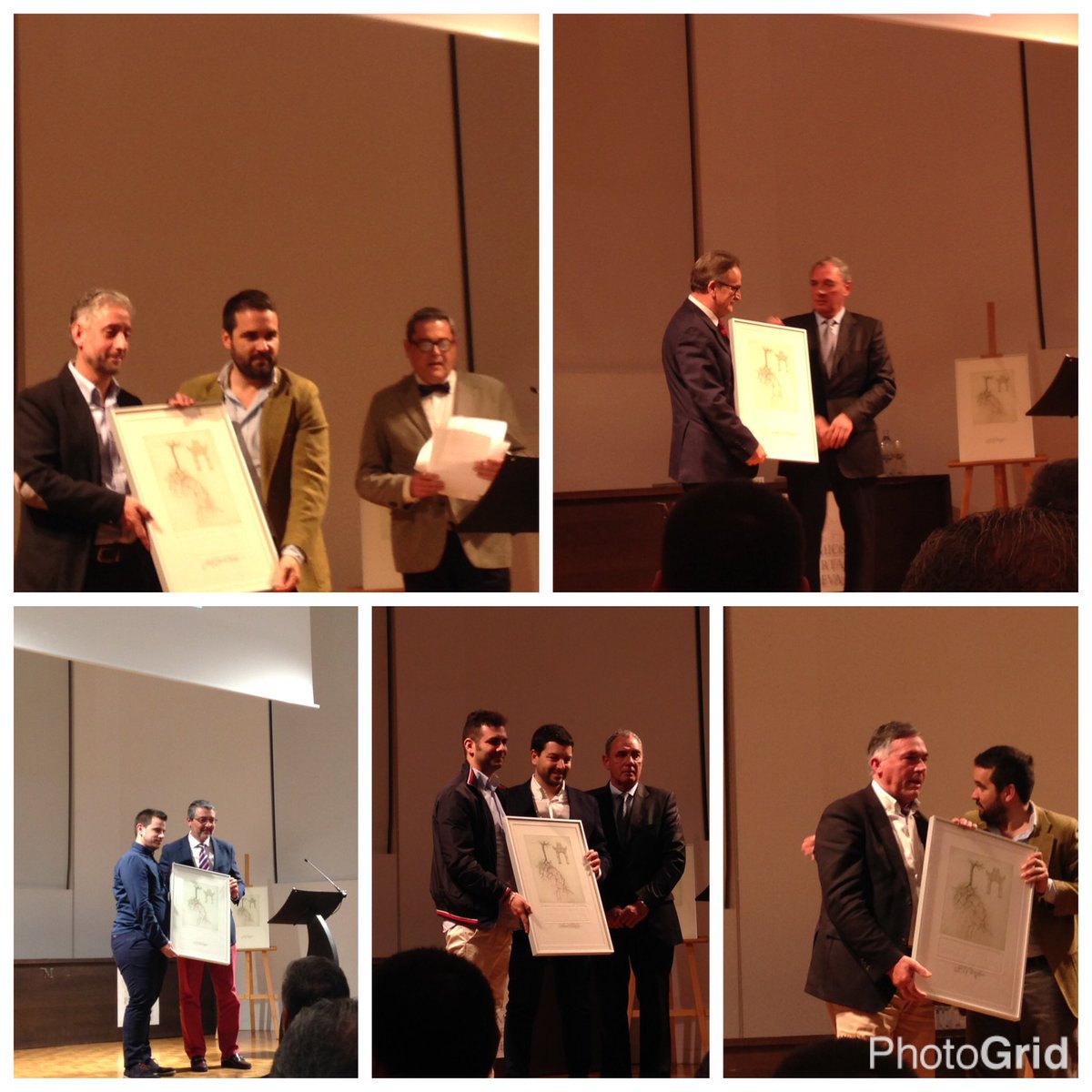 Remealsurdelsur's tweet photo. Felicidades a los premiados I edición Premios Puerta Nueva #jordimesontapas #entrevinos @hesantodomingo @TabernaRibete @ElPimpiMalaga https://t.co/UJx4U5kTeT