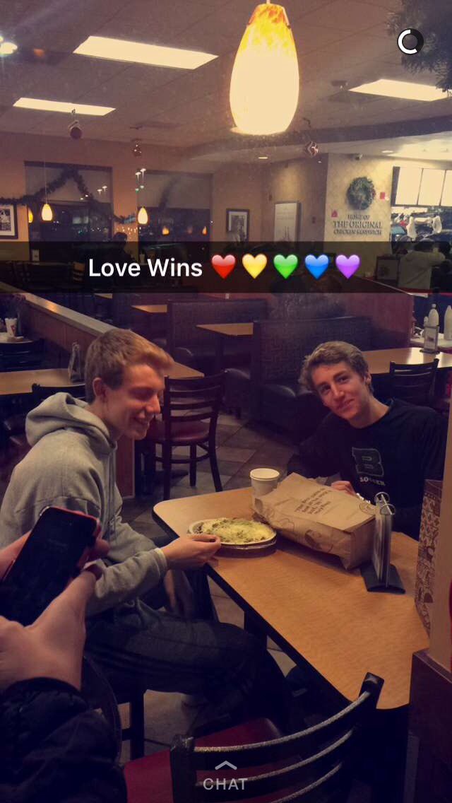 AAngst1's tweet photo. Happy birthday to my two favorite African brothers! Hope you both have a great day @Lukedvans @pappas_justin #nicegoggles https://t.co/GdPZQaeB6g