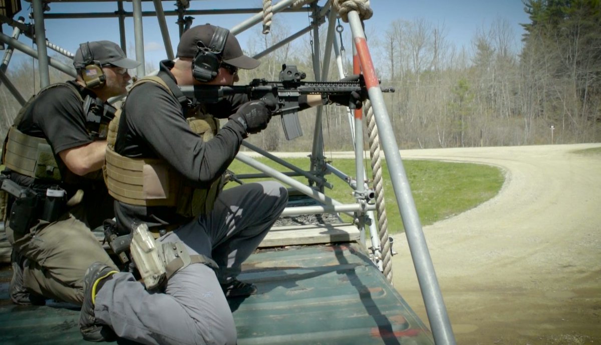 SPORTSMANchnl's tweet photo. Red Rocks, Bulls, #Guns, Flame-throwers & MORE! This is ... #GunVenture - 9:30pET THURSDAYS: https://t.co/0a4wQTSlrH @Guntalk https://t.co/ExEMxhofS0