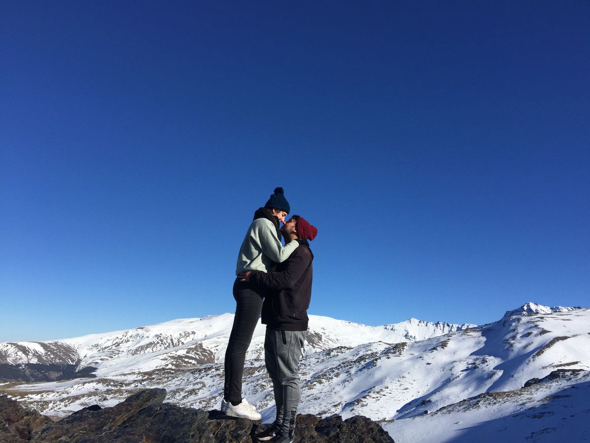 AnaQuirantes's tweet photo. Y la vida me sonrió...👫💏❣🍀 https://t.co/sDMxpxWHCG