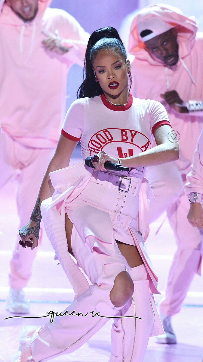 poplockscreen's tweet image. Rihanna 👑
Rt se salvar 👑
Fav se gostar 👑
Print se usar 👑
// #LocksbyPedro