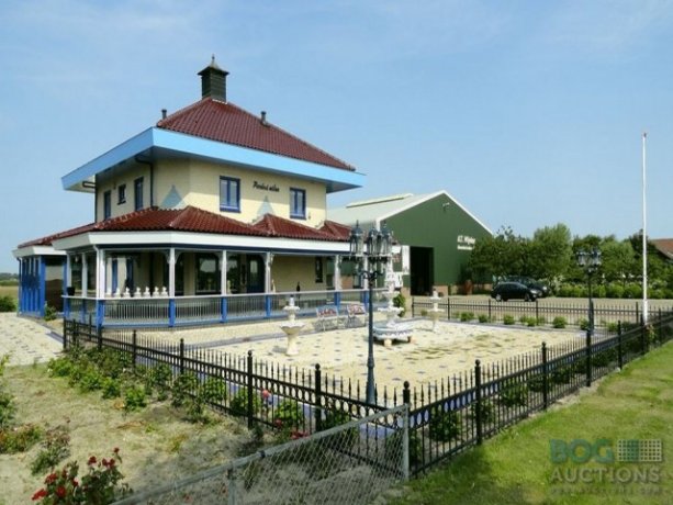 NHVeiling's tweet image. #Veiling #Woonhuis + #Bedrijfsruimte 
Kortevliet 22 #DenHelder koopeenveilinghuis.nl/aanbod/25811/k… Woning, bloembollenland en bloembollenschuur.