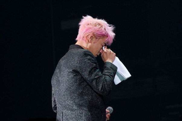 bigbangshuri88's tweet photo. むねがいたいね。
早く帰ってきてね。
VIPわずっとまっとるからね。 https://t.co/a2TDZ78dOB