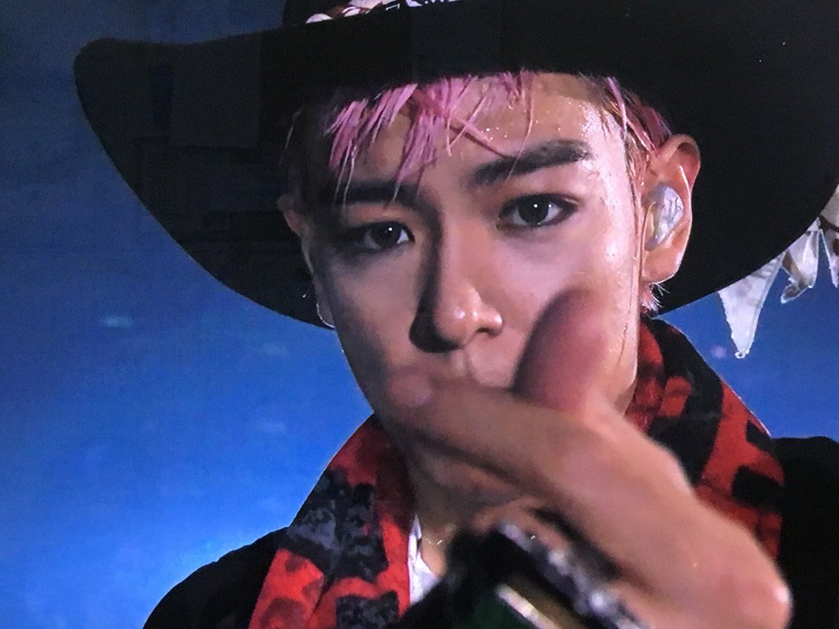 bigbangshuri88's tweet photo. むねがいたいね。
早く帰ってきてね。
VIPわずっとまっとるからね。 https://t.co/a2TDZ78dOB
