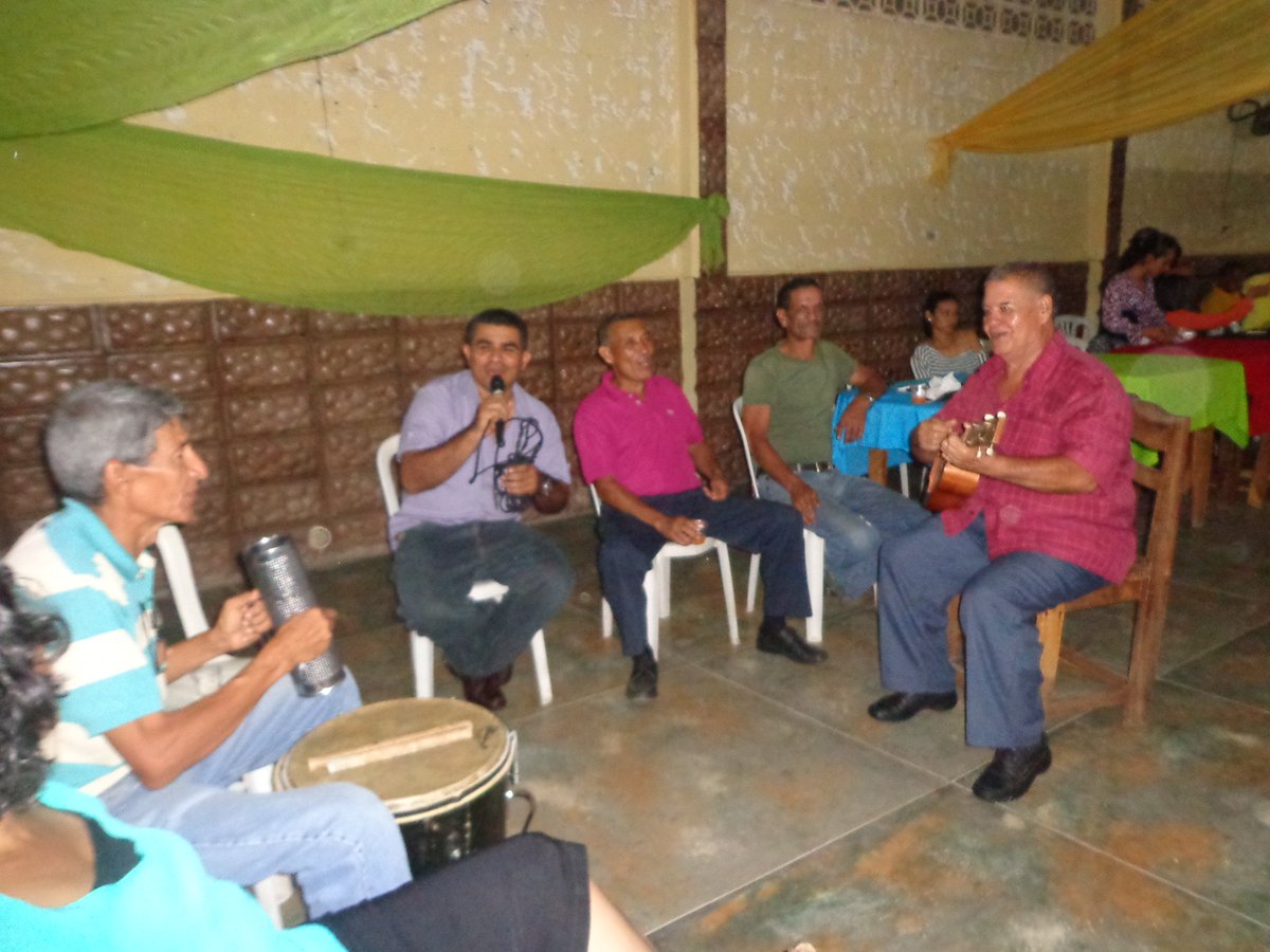 CELEBRANDO LA NAVIDAD CON AMIGO DE COLORES NUESTRA CENA NAVIDEÑA
