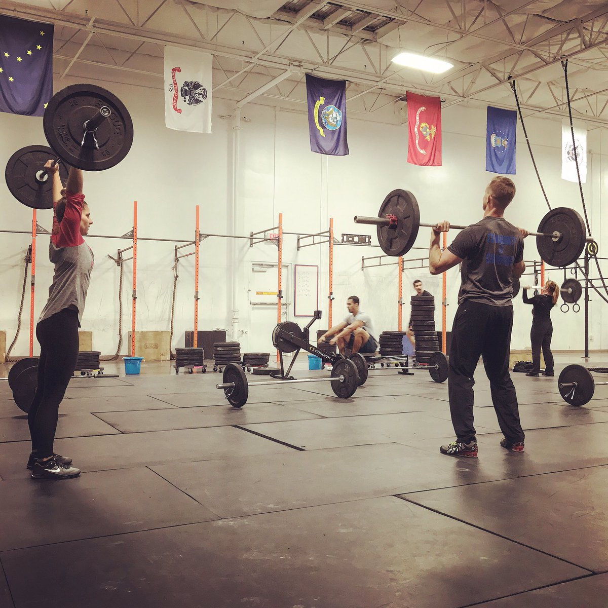 SouthVegasCF's tweet photo. "Motivation gets you started. Heart keeps you going." #crossfit #lasvegas #getfit #fitnessjourney #fitness #healthy #fit #fitfam #strong https://t.co/TJLnZntXa0