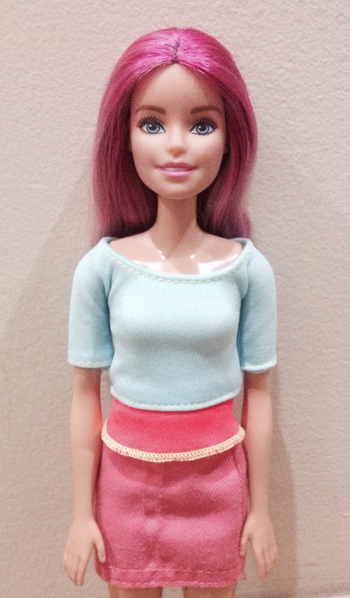 PurpleMiller96's tweet photo. #outfitoftheday https://t.co/CBM9kSLGYT