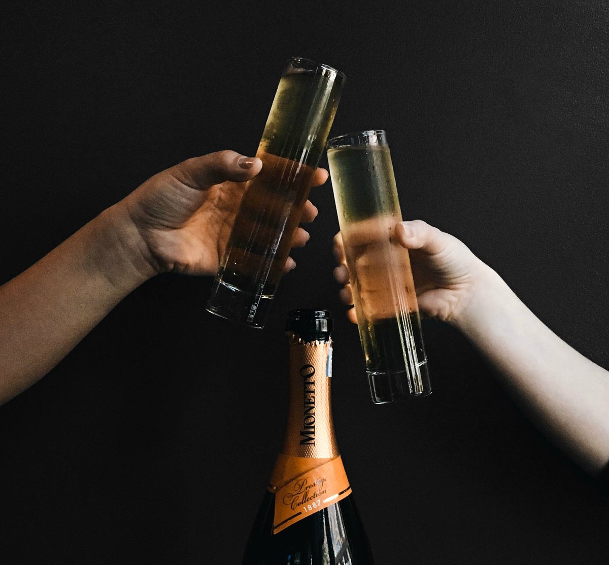 Finishing 2016 with a bang—Happy New Year, everyone! 🍾 #HappyNewYear #NewYears #NYE #Cheers #NewYear