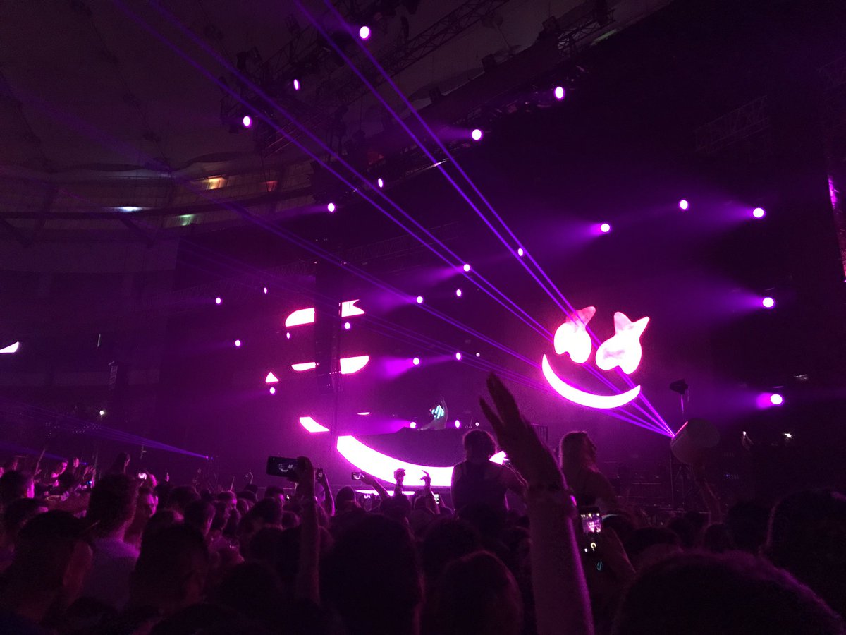 __JZM's tweet image. 👽🕺🏻✨🙌 #Contact2016