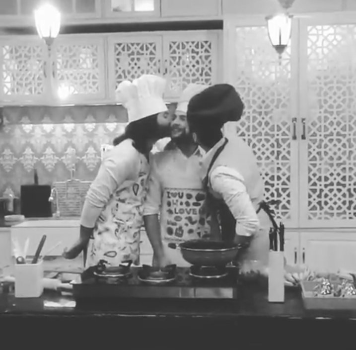 mallikaaaax's tweet photo. They are LIFEEEEE😭😭😭😭😭😂😂😍😍😍😍😍😍😍
THIS IS SOOOOO CUTEEEEE!!! #UpcomingSequence #Ishqbaaaz @NakuulMehta @KUNAL_JAISINGH https://t.co/IC2hsE8lWK