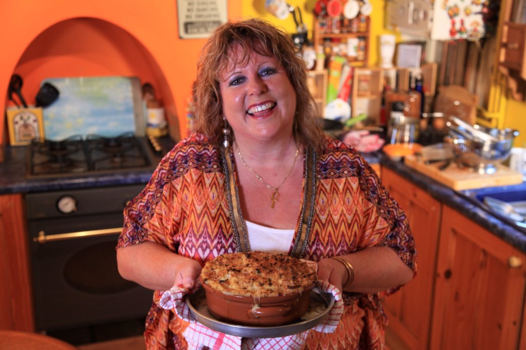 Hey it's the last Fish Pie Friday of 2016 <a href="/folkestonefish/">Folkestone Trawlers</a> <a href="/cathmison/">Cath Mison</a> <a href="/mariner_the/">The Mariner</a> <a href="/folkestonetc/">Folkestone TC</a> @shepwaydc <a href="/shanerecord/">Shane Record</a> @1059AcademyFM 🎏⚓️🎏