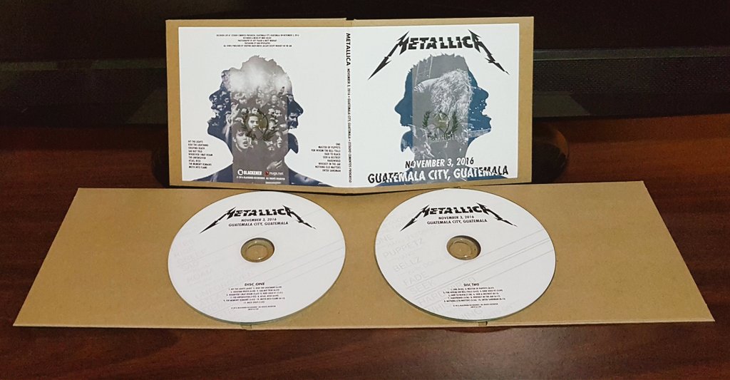 DLuxe_PS's tweet photo. #Justarrived @Metallica #RockIsLife #MetInGTM 🇬🇹 #MetallicaLive #RockOn 😎🤘🤘 https://t.co/N3jPSVZ3HY
