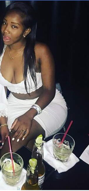 yaaaK_'s tweet photo. cause it's Thursday 😋 https://t.co/4PLgwjNFMc