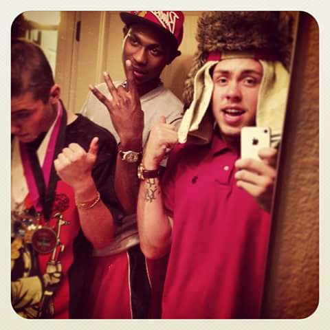Co_Kaine23's tweet photo. Lol Throwback Thursday? Way back with the lil bro, like ed, edd n eddy back n the day. @Notnate_ https://t.co/6RrnEIudtB