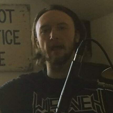 neutralstudios's tweet photo. When you wanna record drums but you run the studio and no one is there to hit record https://t.co/cUaqSPkBlI