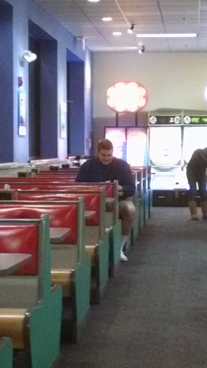 divinewind1000's tweet photo. A predator in his natural habitat https://t.co/KSHyKuOZ7Z