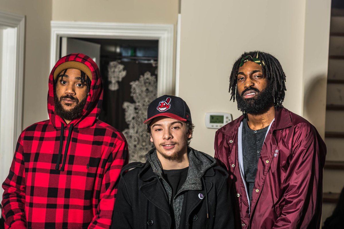 _WalkerOG's tweet image. "Bottles" video shoot was dope! Here's some BTS candies by #KViews