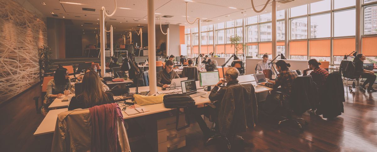 EdSurge's tweet photo. How Universities Are Bringing the Entrepreneurial Experience Back to Campus: https://t.co/DX7OgbSagl #highered #edtech #education #startup https://t.co/SfwIYaoALk