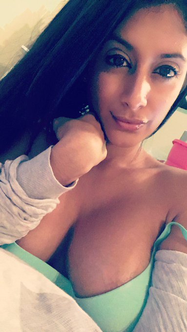 Online, come say hi :)  Click Here ➡ https://t.co/qK4KAw6qOF ⬅  @NakedDotComCams @Natuky85 @BabesPromo2<a href="/tag/humpday"class="tags"><span>#humpday</span></a><a href="/tag/pewpewpew"class="tags"><span>#pewpewpew</span></a><a href="/tag/teamjisel"class="tags"><span>#teamjisel</span></a><a href="/tag/jisellynn"class="tags"><span>#jisellynn</span></a>