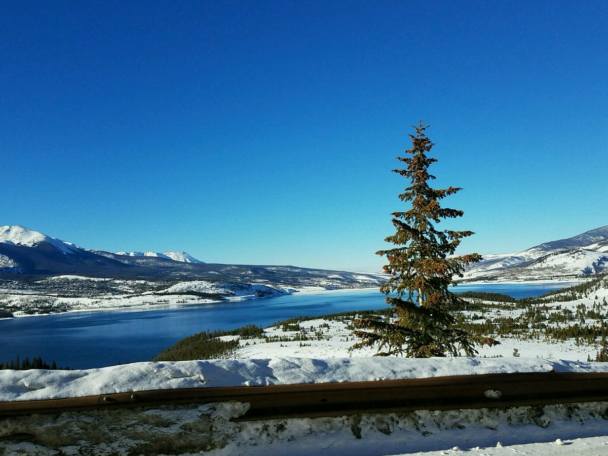 taythompson25's tweet photo. ❄🏂❤ https://t.co/qMruOiBcgq