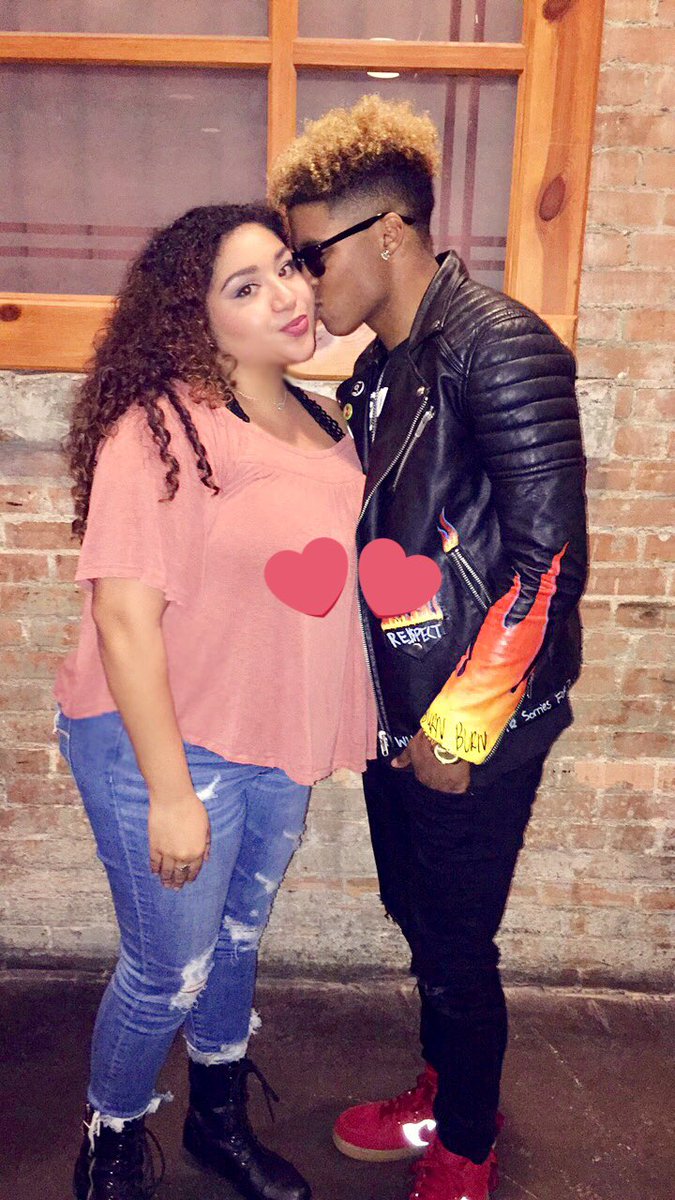 reynitaaa_kris's tweet photo. Follow this hottie on Spotify👅👅. Thanks for the great performance babe😘  @D_Cole10 https://t.co/QQVTLH8eT1
