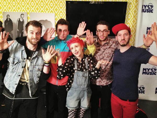 geralmarshall_'s tweet photo. Day 18.- A band or artist you started to listen thanks to Paramore: Twenty One Pilots, of course <3 
#30daysofParamoreChallenge https://t.co/1qD7Z0APNh