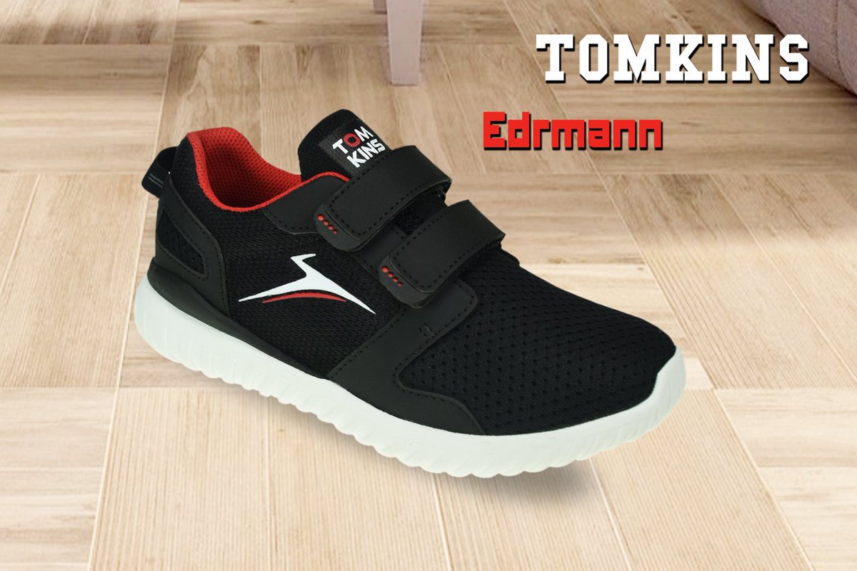 ERDMANN Black size 33-38, desain sporty membuat sepatu ini cocok menemani segala kegiatan Tomkiners sehari-hari.

tomkins.id