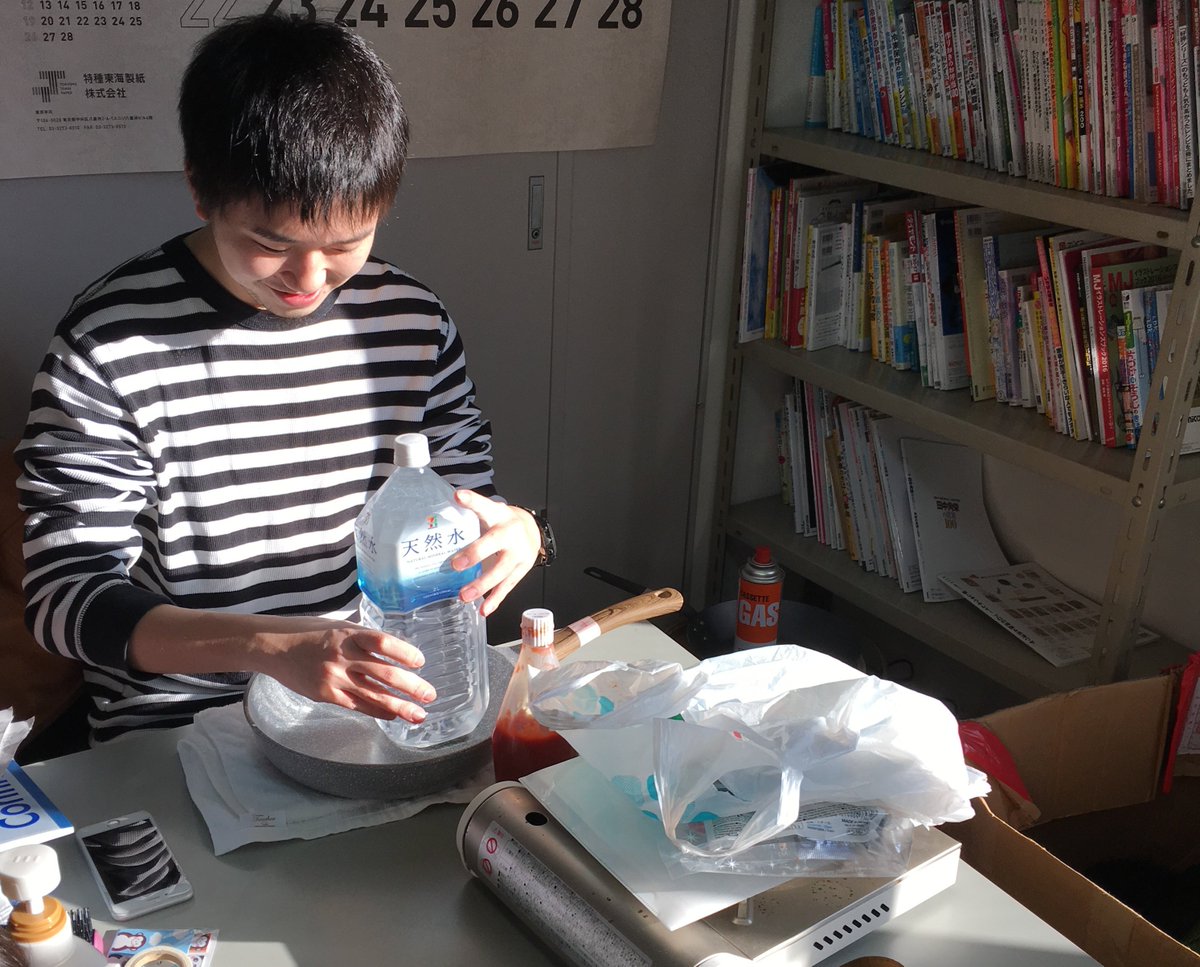 Ldk編集部 公式 次号予告01 年末年始 皆さんはいかがお過ごしでしょうか Ldk編集部 新人 山 はフライパンの摩耗の少なさをチェック中です 自然光のエフェクトがかかってなんとも言えない神々しさを醸し出している 今日この頃 フライパン