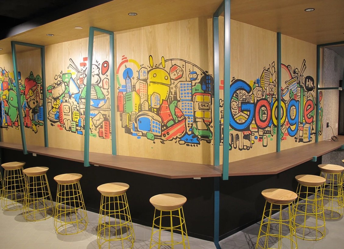 sparkraise's tweet photo. How This #HongKong #Artist Used Street #Art to Work With Clients Like #Starbucks, #Microsoft, #Google, Etc. #baoho https://t.co/BTj2UhwLVe https://t.co/BKxYEe0CWF