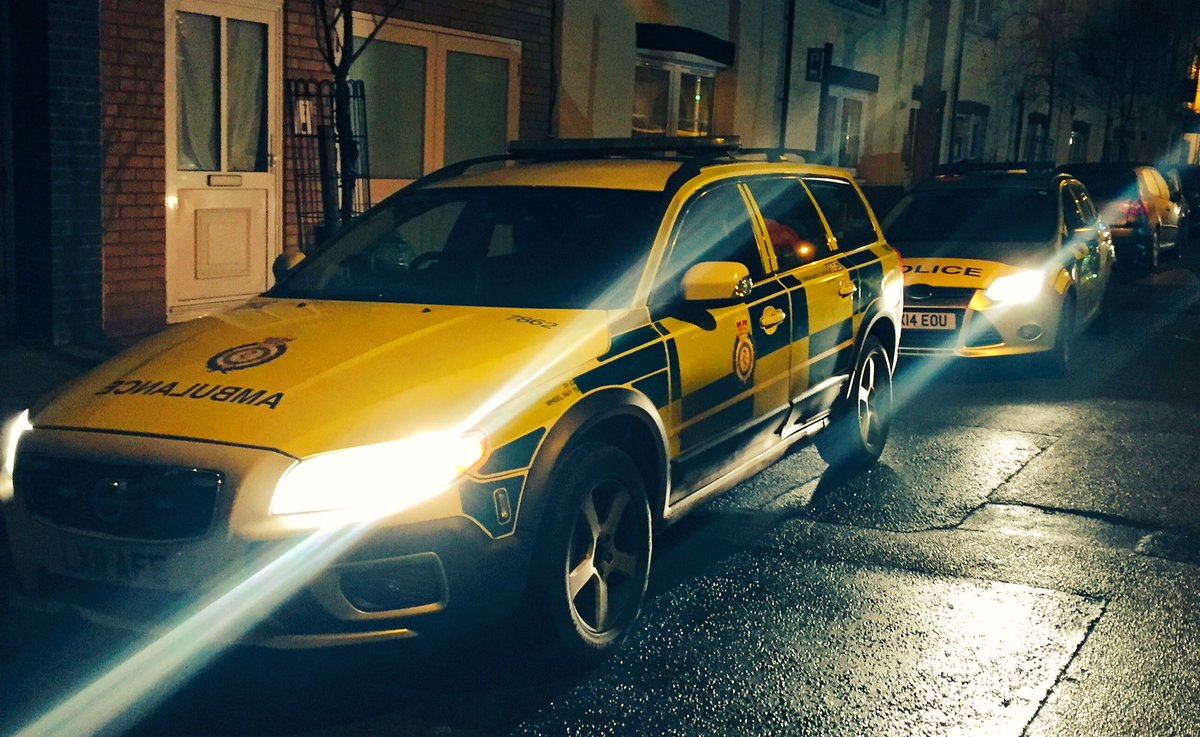 MPSHackney's tweet image. Thanks to @LAS_JRU #GDMedic on night shift with #GDTeamC - protracted Mental Health call in N16 but patient now safely in hospital.