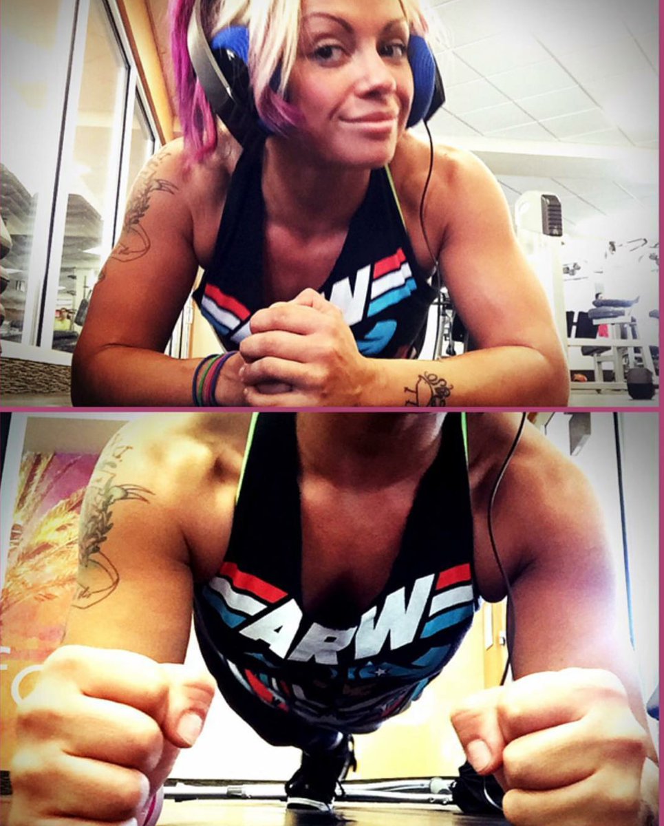 In the ring tomorrow, for the first time in a long time. 💖 #swole #GrandPrix