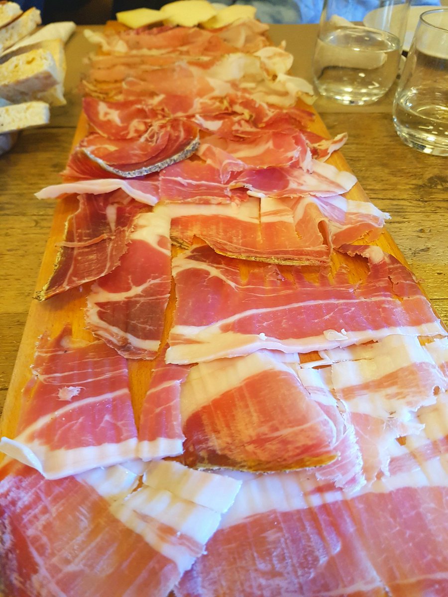 vinoumbria's tweet photo. #Umbria on a board. #Vineria #Todi https://t.co/Cf1ZSeNYTW